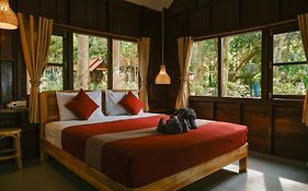 Joy Bungalow Resort And Restaurant