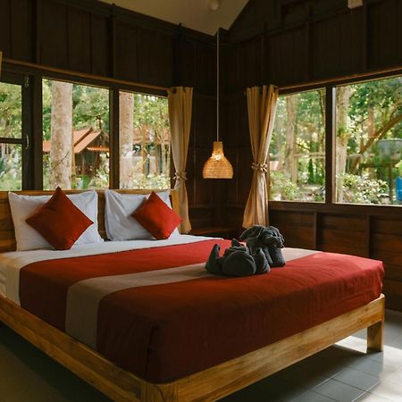 Joy Bungalow Resort And Restaurant Koh Jum Exterior photo