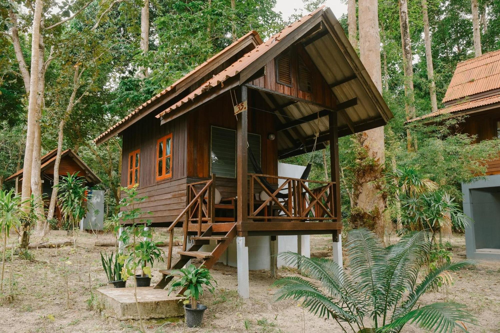 Joy Bungalow Resort And Restaurant Koh Jum Exterior photo