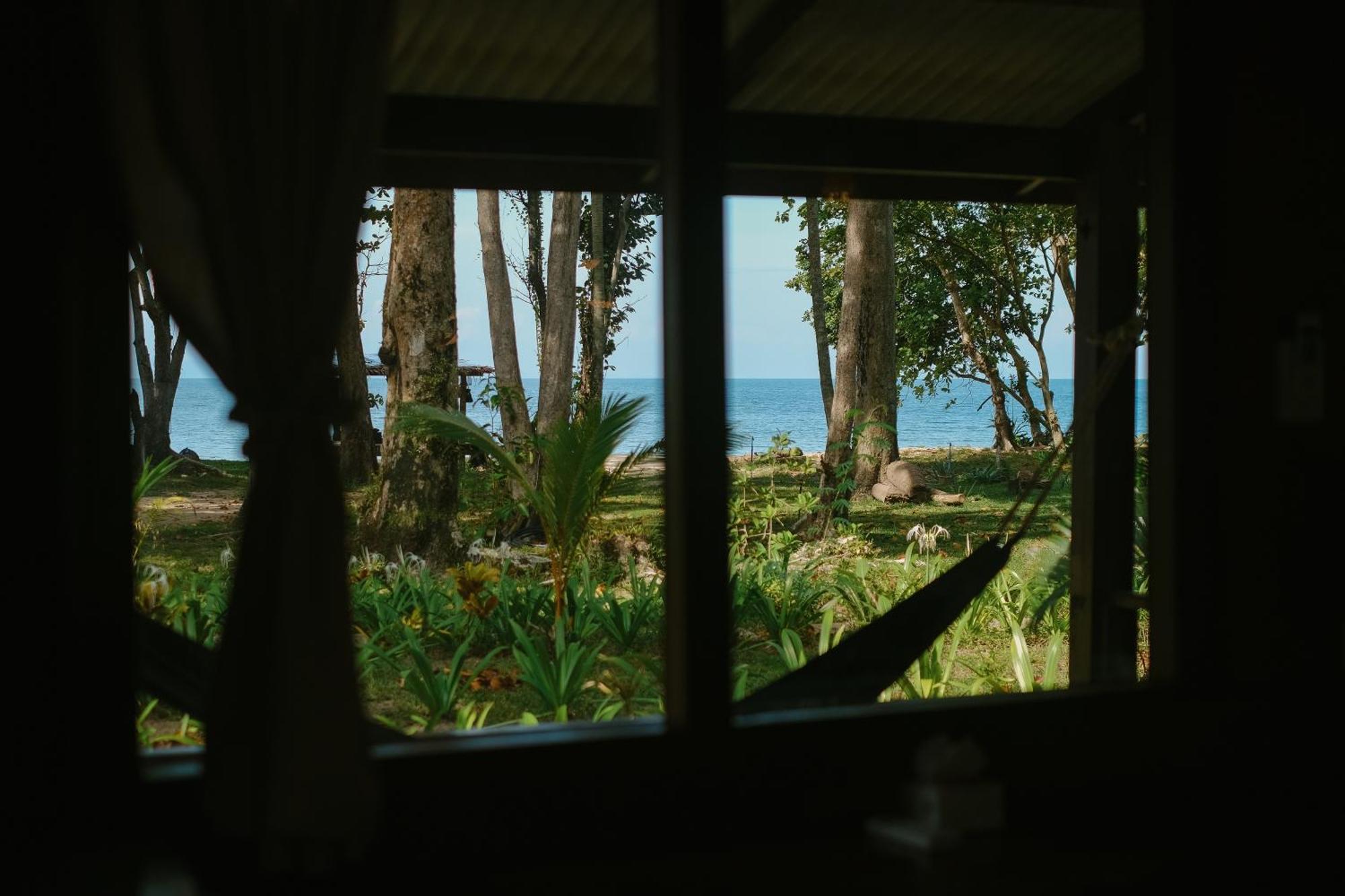 Joy Bungalow Resort And Restaurant Koh Jum Exterior photo