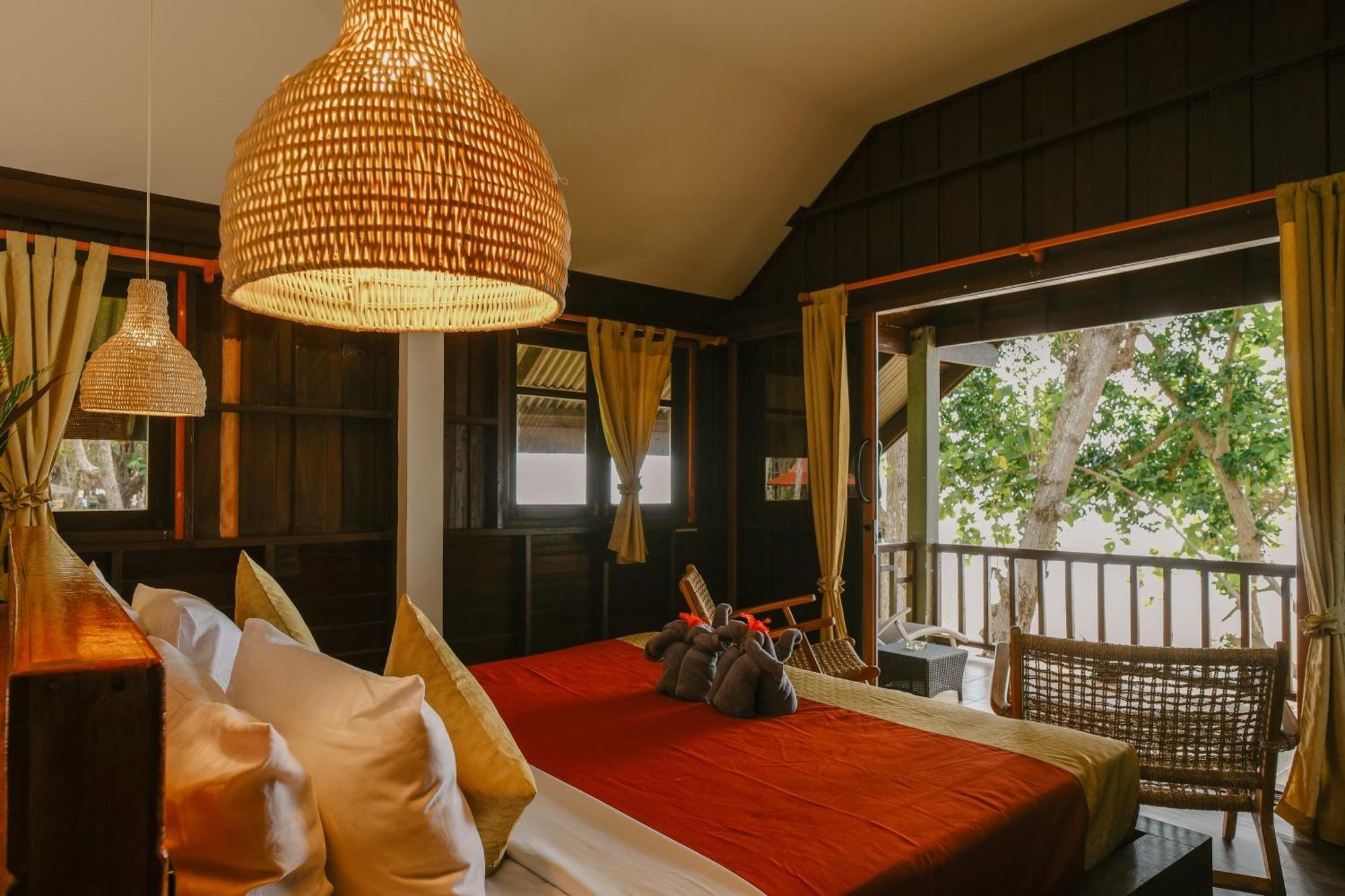 Joy Bungalow Resort And Restaurant Koh Jum Exterior photo
